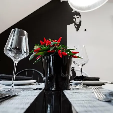 Tony's Place Under The Castle *