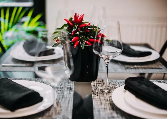 Tony's Place Under The Castle Apartment *